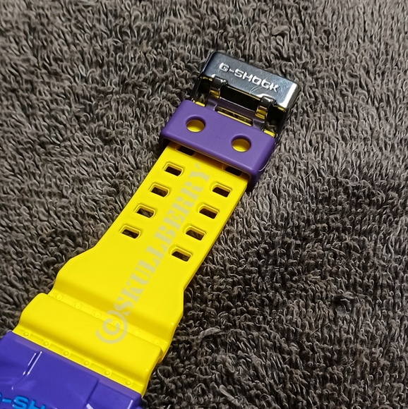 CASIO G-SHOCK GA-110 HYPER COLOR - Main Image